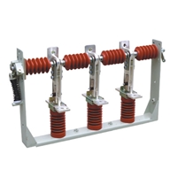 GND5-12 上隔离开关