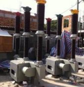 LW30-72.5KV断路器