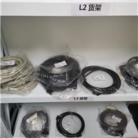 STBSPU1000	Advantys配置软件单用户授权（含连接电缆）
